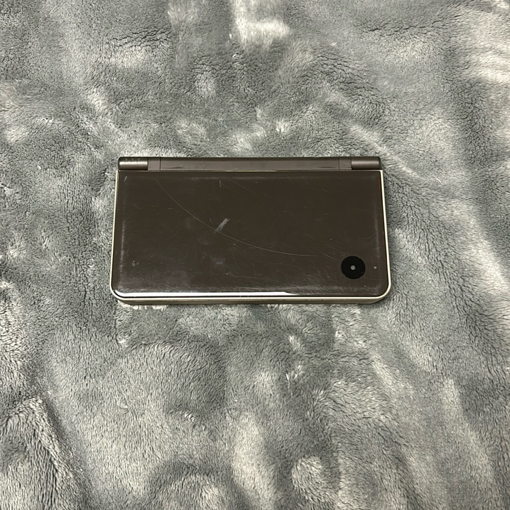Nintendo DSi XL